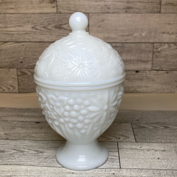 Avon Other - Vintage Avon Milk Glass Oval Egg Shaped Footed Jar With Lid